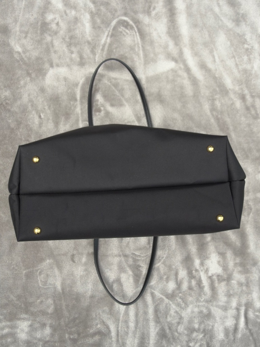 Lauren Ralph Lauren
Keaton Medium Nylon Tote Bag - Picture 5 of 9